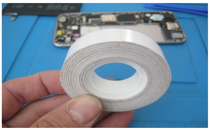adhesive tape in iphone 6