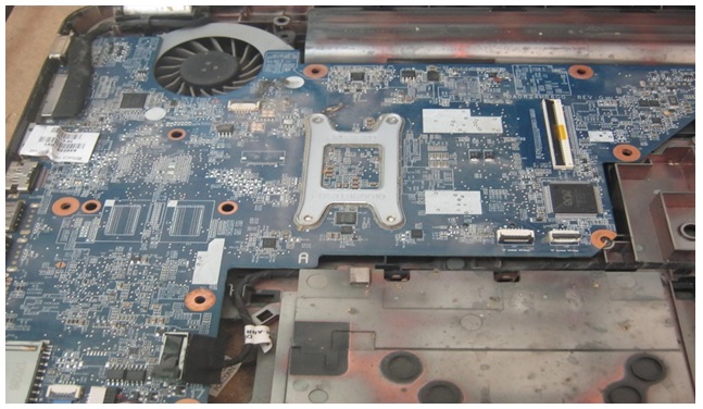 A Laptop Comes On With A Loud Cooling Fan Repaired. Model HP Pavilion